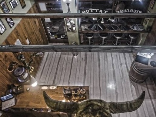 Revolverz Tattoo Studio